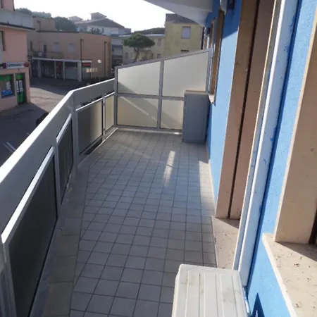 Bright Flat In